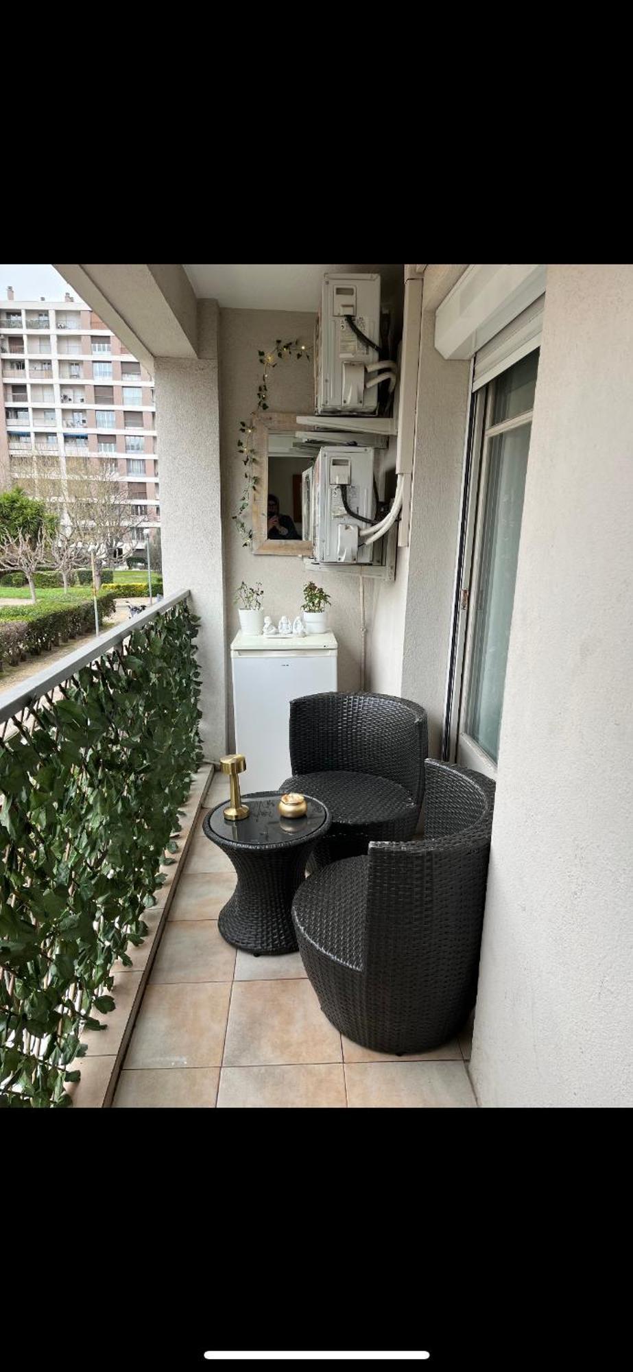 En Face Du Velodrome Apartment Marseille Exterior photo
